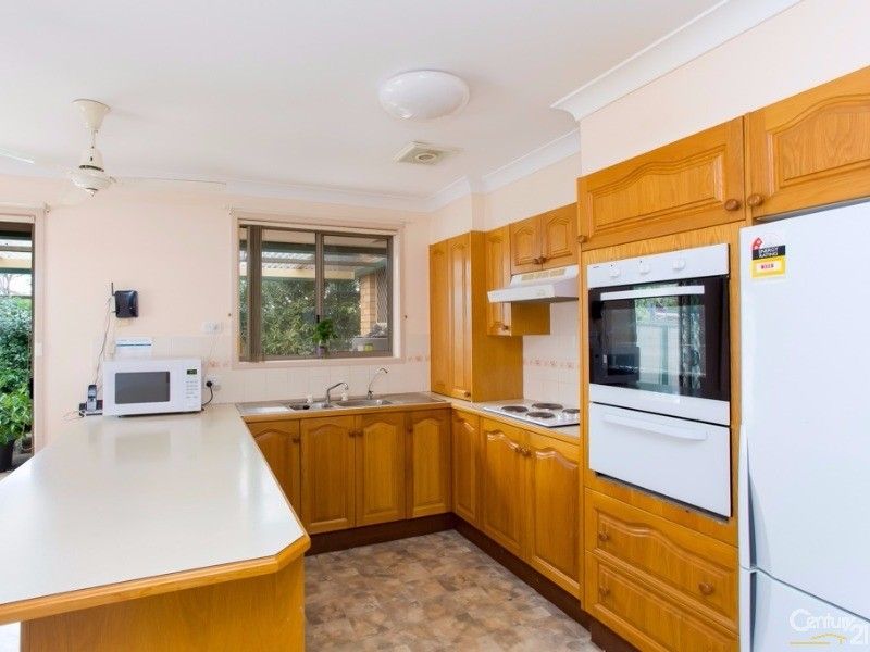 4 Aurora Court, Warners Bay NSW 2282, Image 2