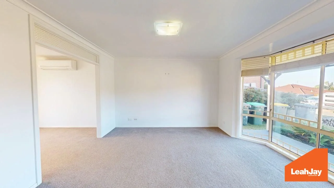Additional image 5 of 4 Roscrea Crescent, Mount Hutton NSW 2290