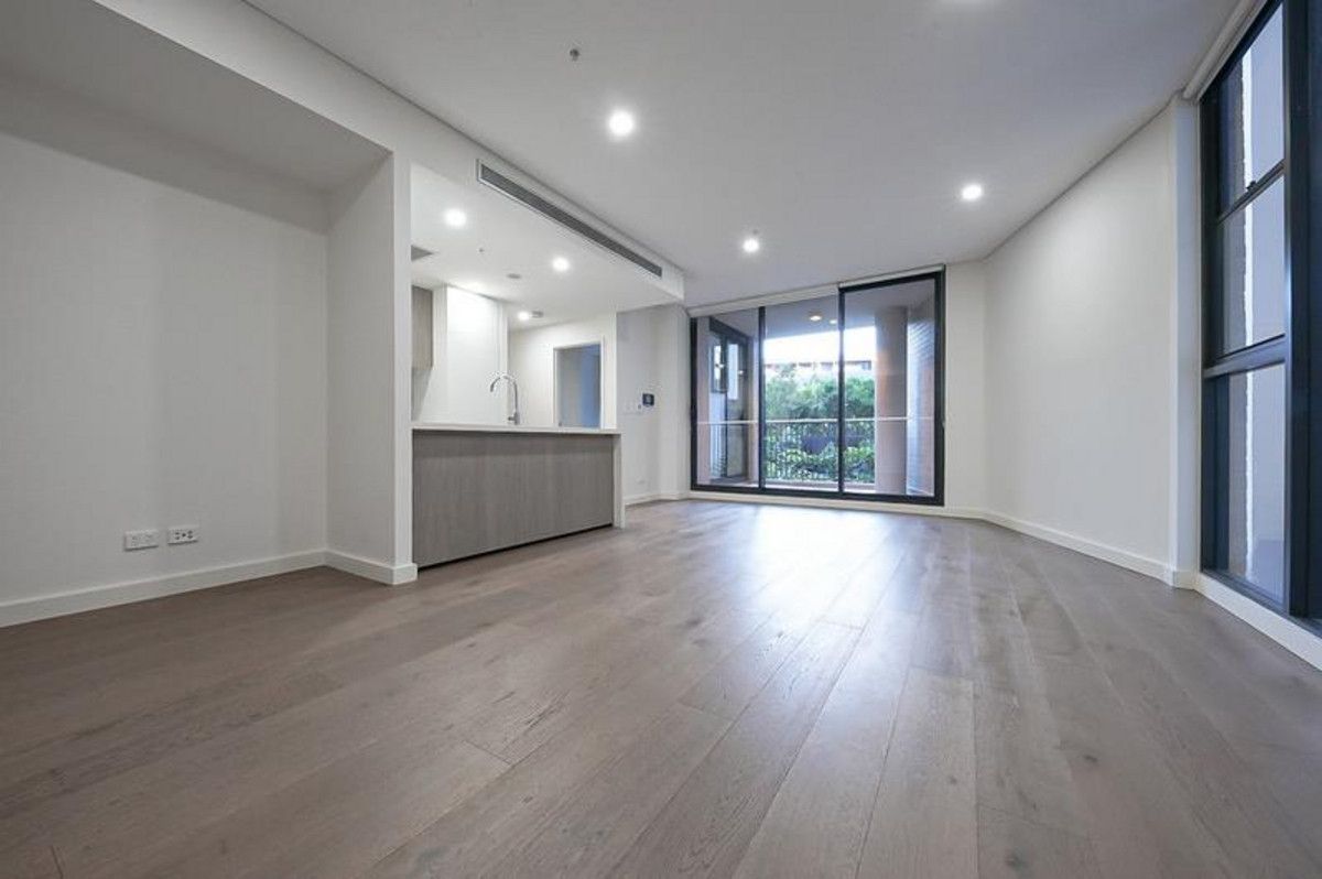 2 bedrooms Apartment / Unit / Flat in 1115/8 Kingsborough Way ZETLAND NSW, 2017