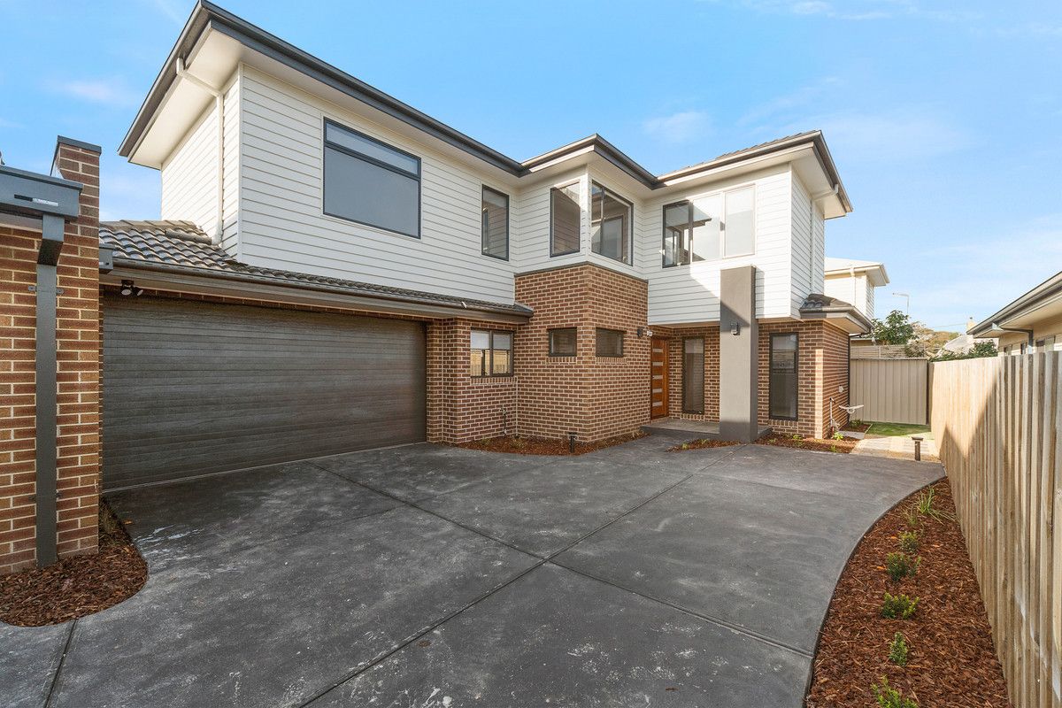 3 bedrooms Townhouse in 2/24 Austin Road SEAFORD VIC, 3198