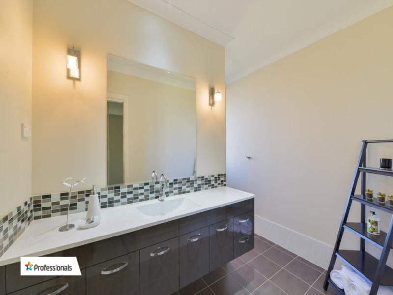 5 Sequoia Drive, Tamworth NSW 2340, Image 1