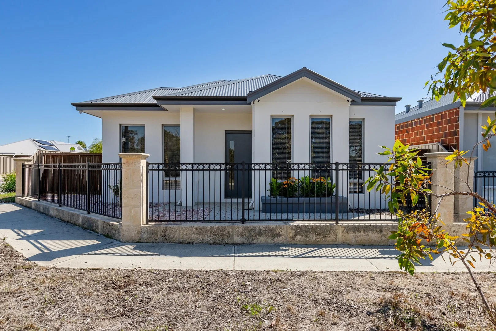 Primary image of 95 Sicklemore Road, Parmelia WA 6167