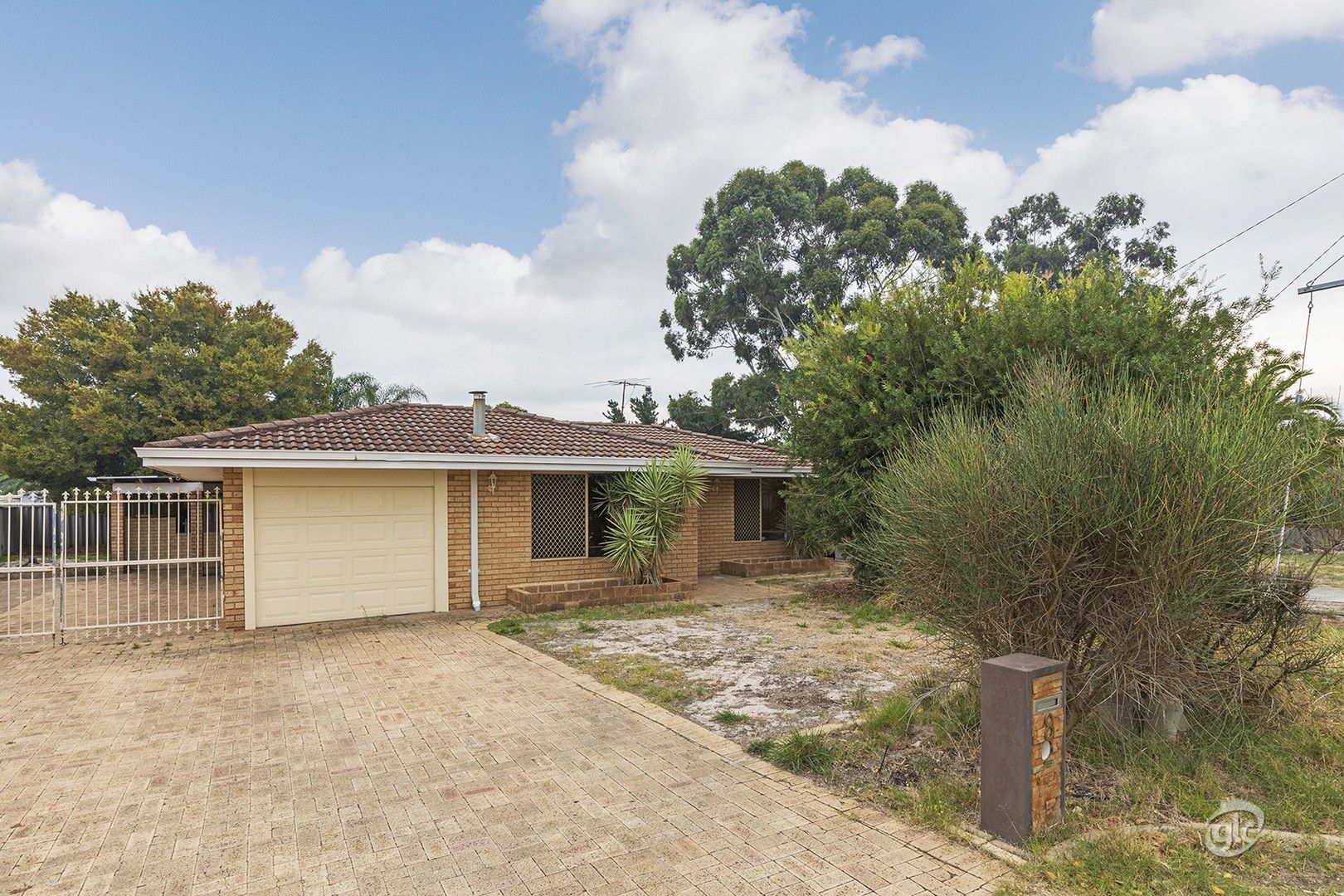 8 Arcaman Place, South Lake WA 6164, Image 0