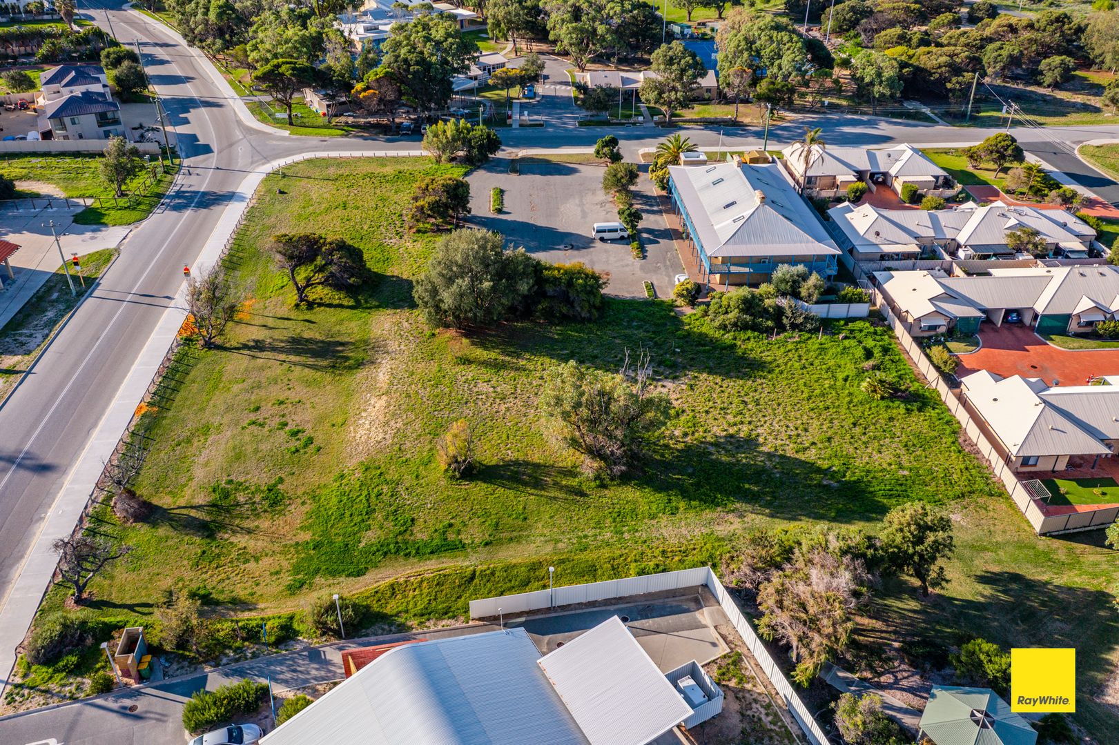 55 Gingin Road, Lancelin WA 6044 Domain