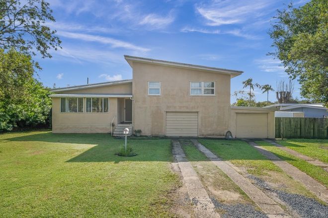 Picture of 2 Sturgeon Street, REDCLIFFE QLD 4020