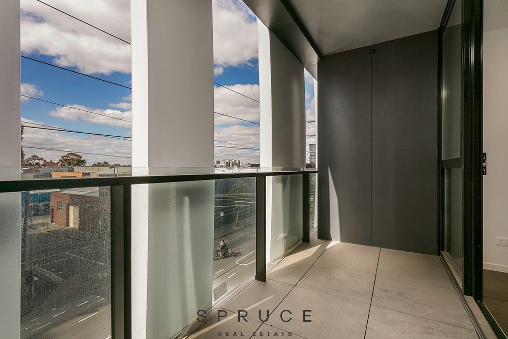 1 bedrooms Apartment / Unit / Flat in 207/51 Napoleon Street COLLINGWOOD VIC, 3066