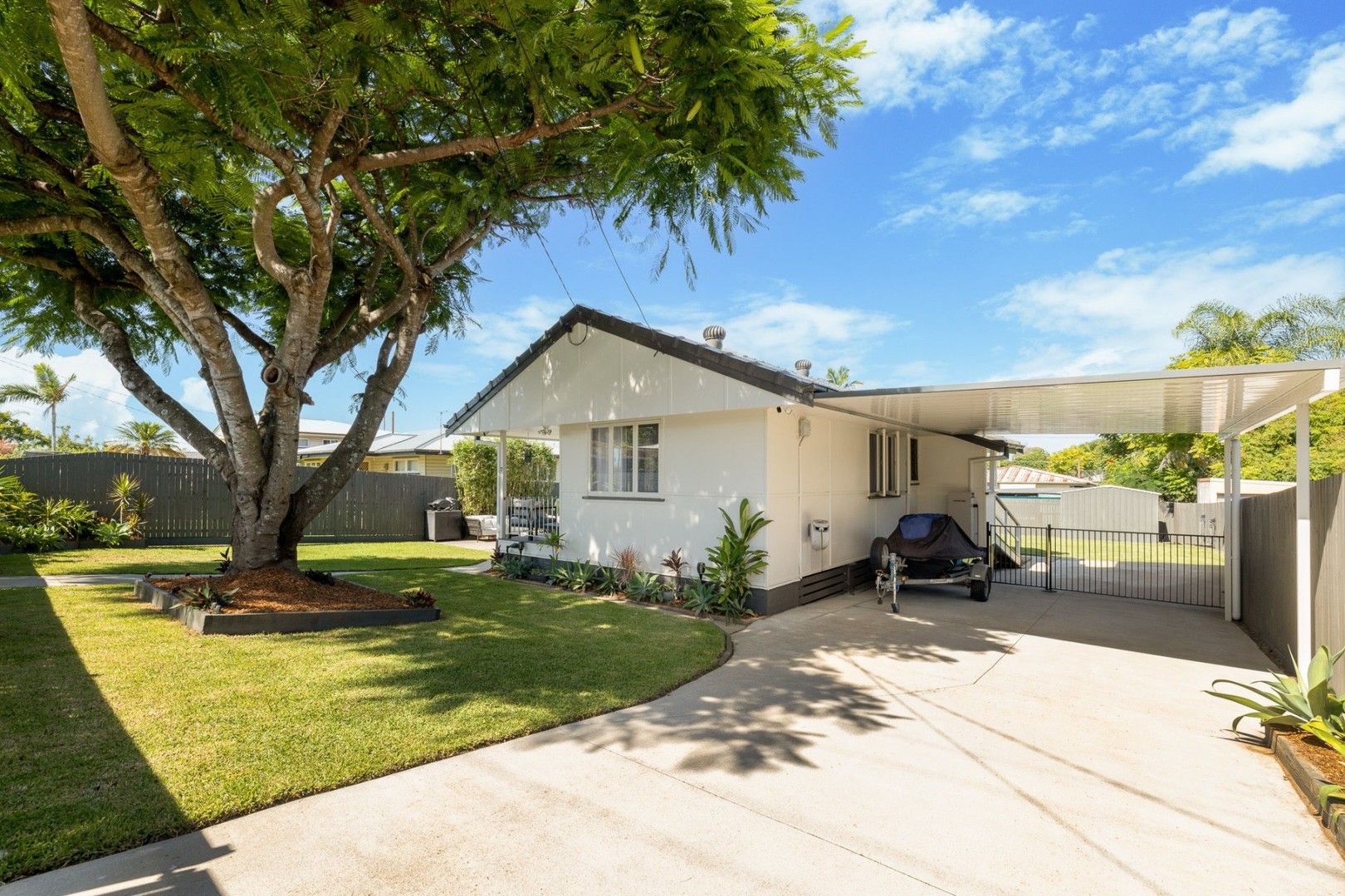 3 bedrooms House in 7 Elaine Street BRACKEN RIDGE QLD, 4017