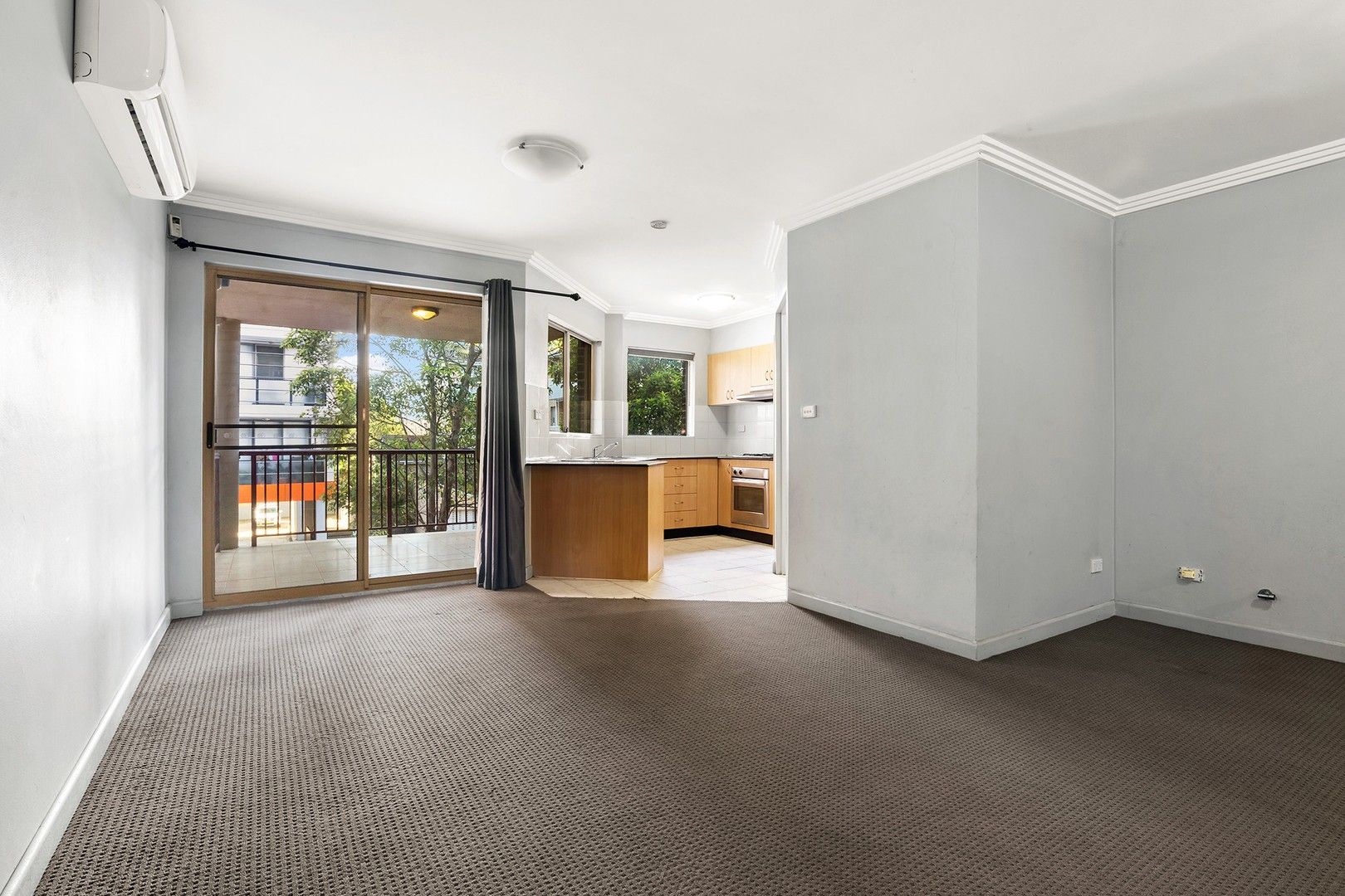 2 bedrooms Apartment / Unit / Flat in 6/5-7 Cowper Street PARRAMATTA NSW, 2150