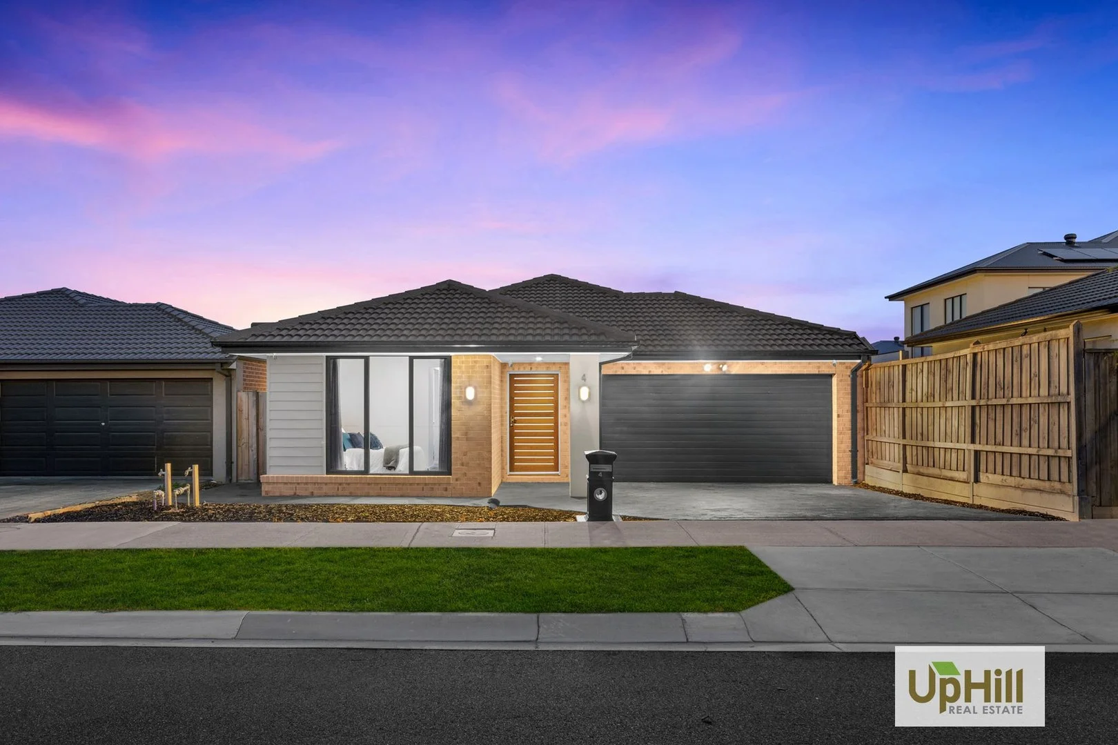 4 Castra Avenue, Clyde VIC 3978