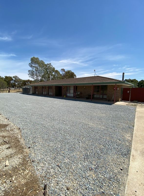 4 bedrooms House in 3 COATS ROAD TWO WELLS SA, 5501