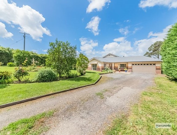 42 Conway Road, Drouin South VIC 3818
