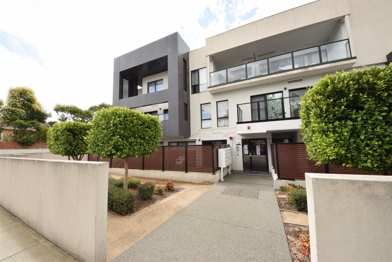 1 bedrooms Apartment / Unit / Flat in 202/1-3 Ashted Road BOX HILL VIC, 3128