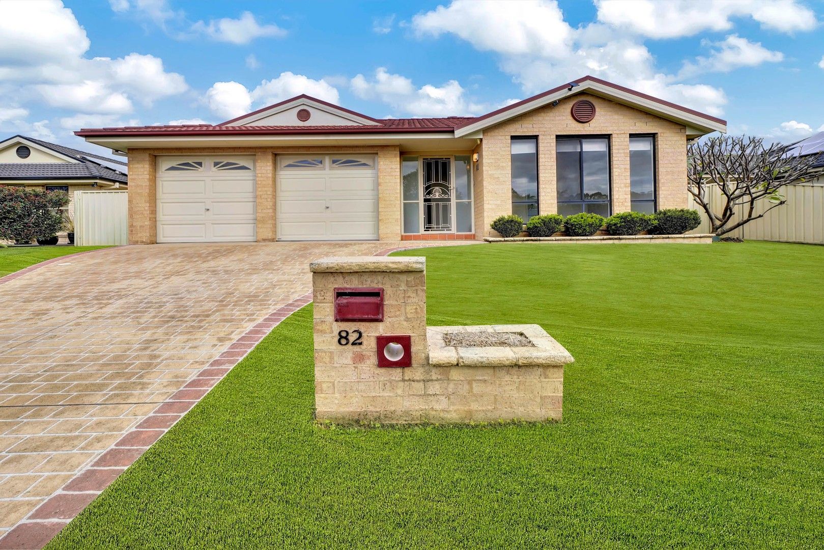 4 bedrooms House in 82 Worcester Drive EAST MAITLAND NSW, 2323