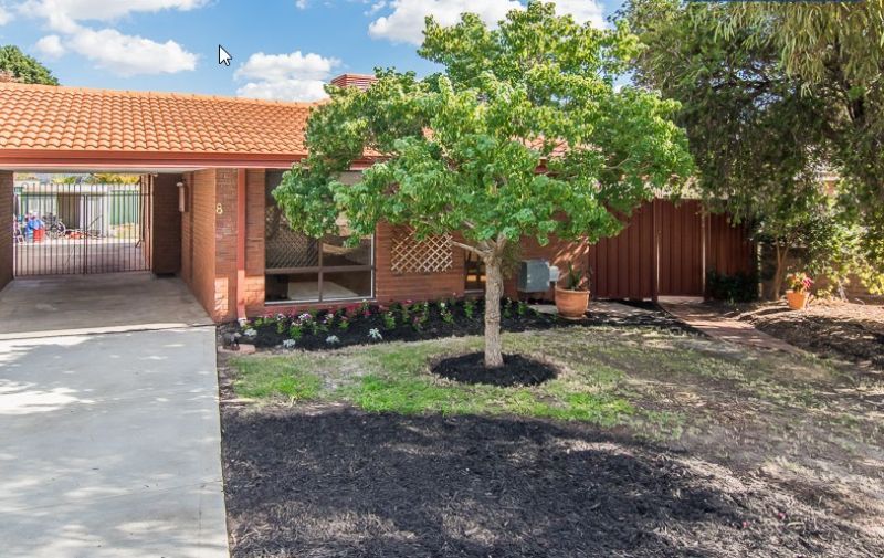 3 bedrooms House in 8 Teague Close BULL CREEK WA, 6149