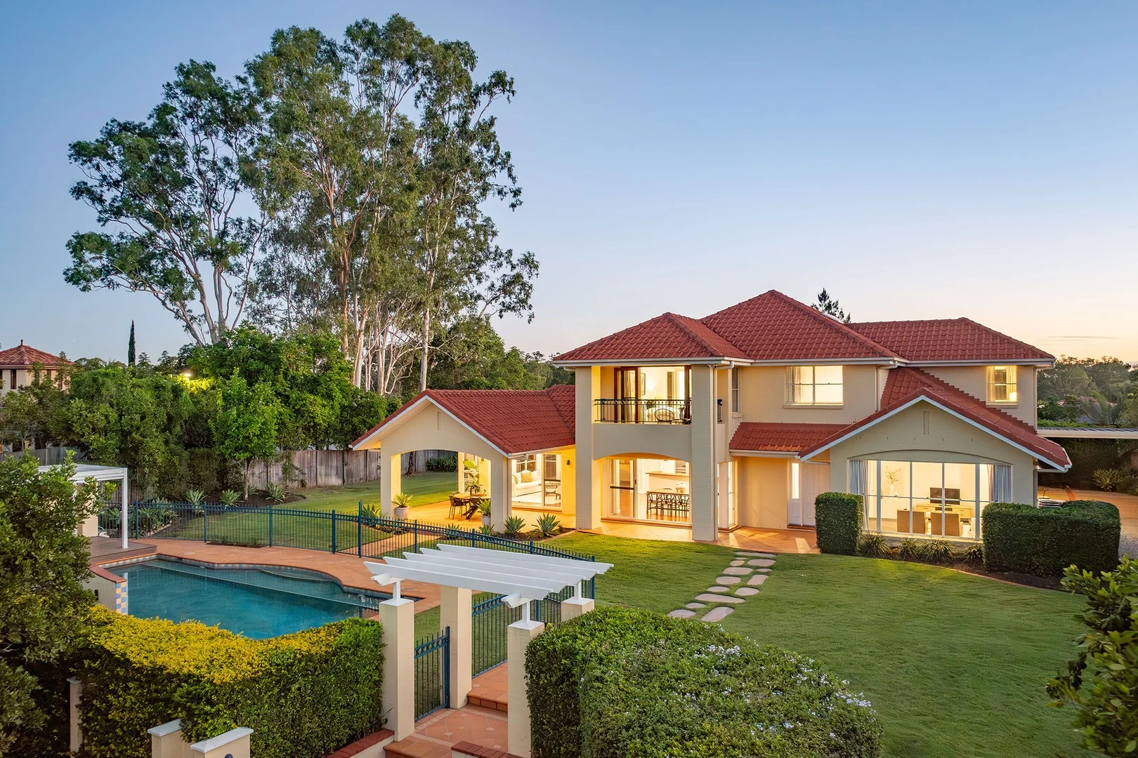 49 Nolan Rise, Brookfield QLD 4069