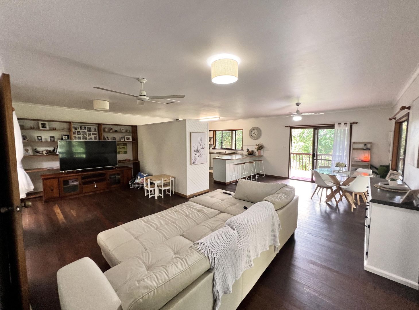76 Russell Rd West, Lake Eacham QLD 4884, Image 2