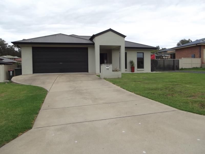 10 Maroo Street, Tumut Property History & Address Research Domain