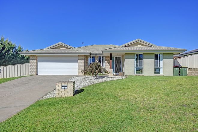 Picture of 6 Lovejoy Avenue, BLAYNEY NSW 2799
