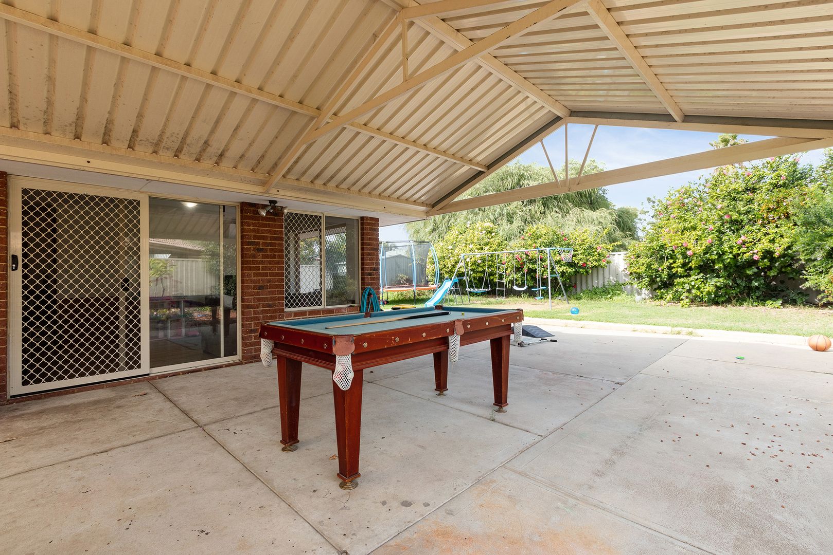 18 Lightfoot Place, Cooloongup WA 6168, Image 2