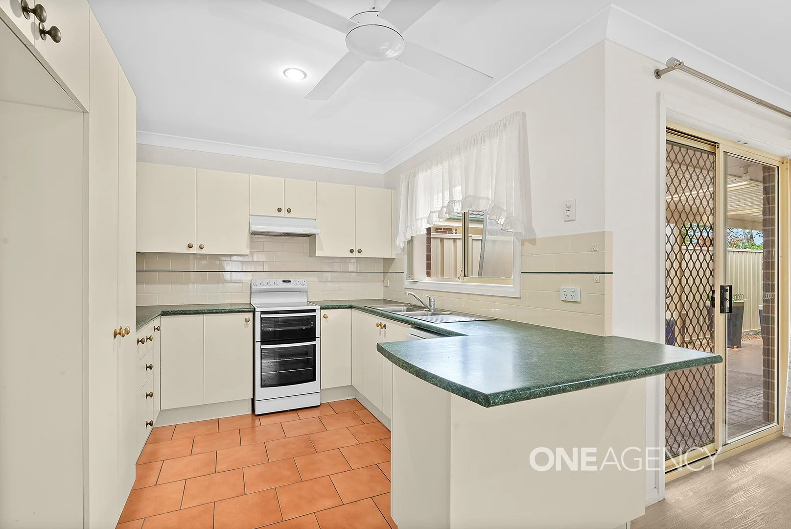 Additional image 2 of 10 Regent Place, Bomaderry NSW 2541