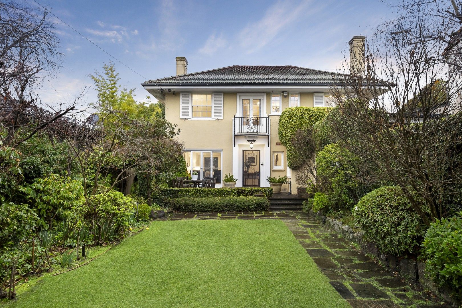 8 Glyndebourne Avenue, Toorak VIC 3142, Image 0