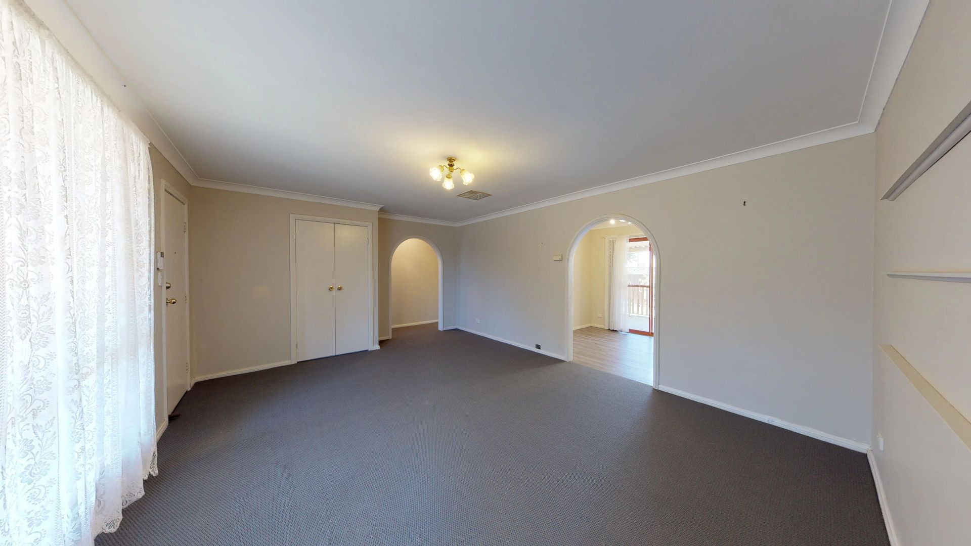 22B Springfield Way, Dubbo NSW 2830, Image 2