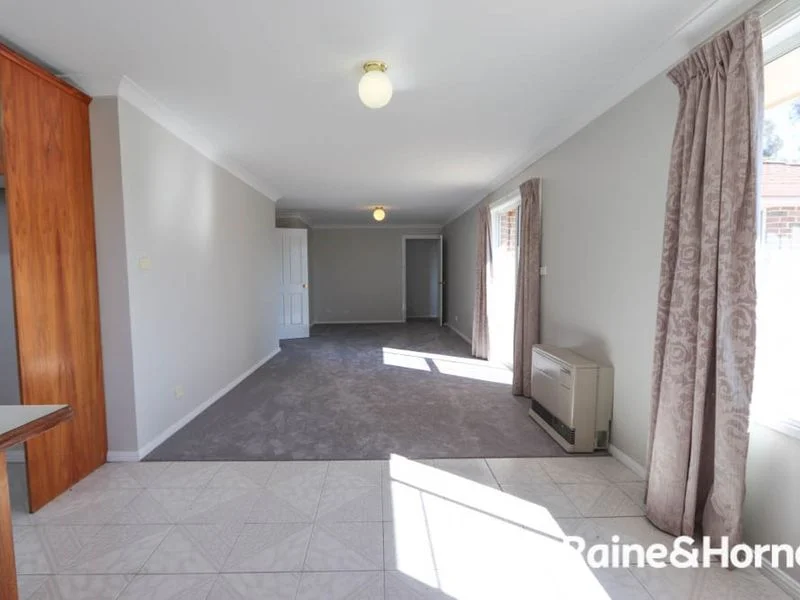 Additional image 8 of 19 Kurumben Place, Bathurst NSW 2795