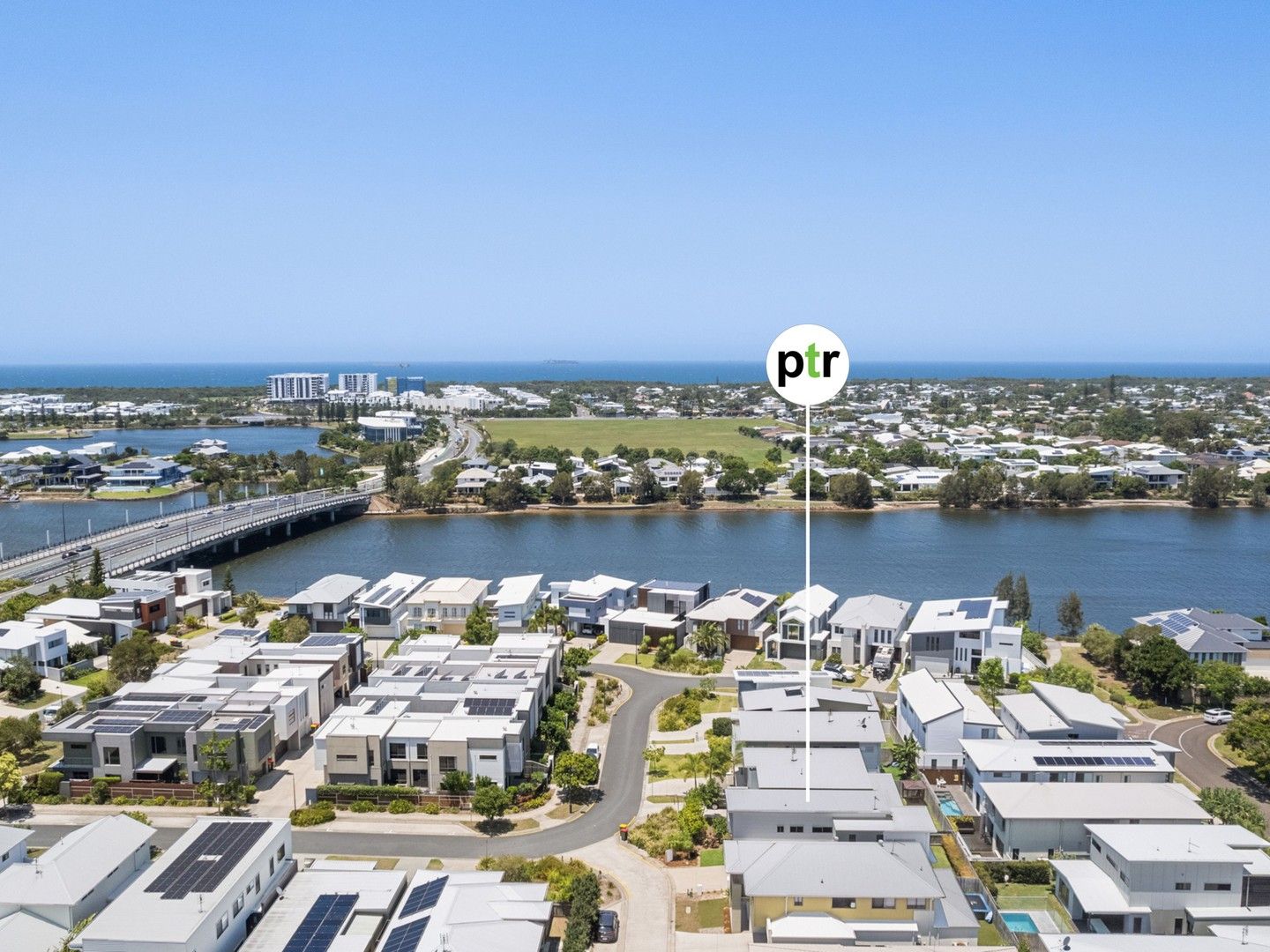 4 bedrooms House in 60 Lighthouse Circuit BIRTINYA QLD, 4575