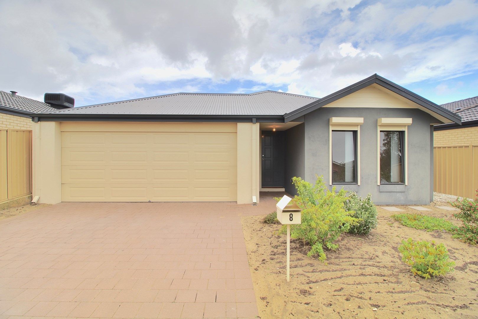 8 Corrour Bend, Bertram WA 6167, Image 1