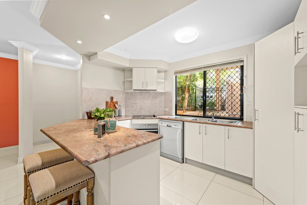 29/105 Oldfield Road, Sinnamon Park QLD 4073, Image 2