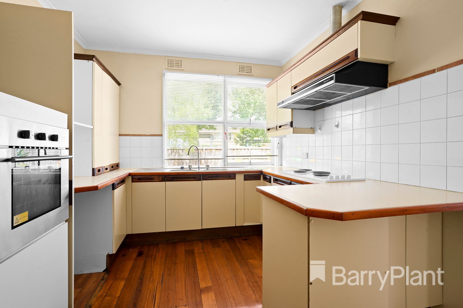 25 Parkmore Road, Forest Hill VIC 3131, Image 1