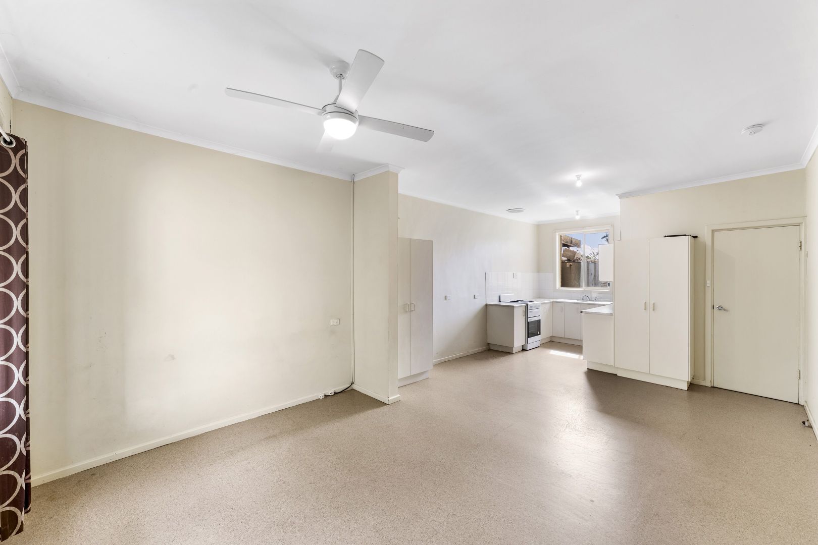 145 Hogarth Road, Elizabeth Grove SA 5112, Image 2