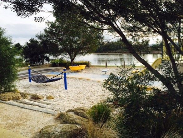 2 Lakes Entrance, Point Lonsdale VIC 3225, Image 2