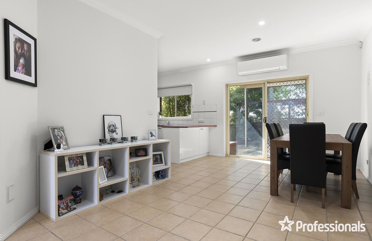 2/3 Boronia Road, Boronia VIC 3155, Image 2