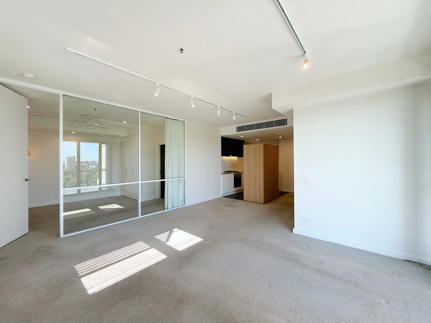 Additional image 4 of 904/20 Levey Street, Wolli Creek NSW 2205