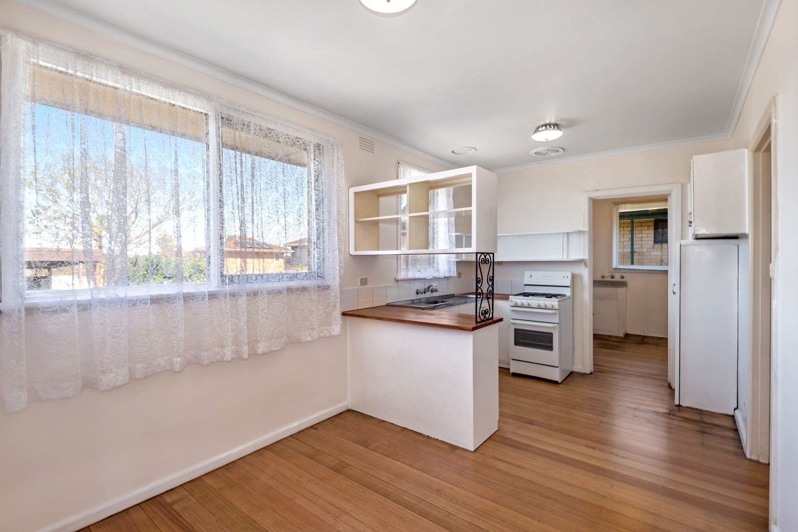 21 Eagle Avenue, Kingsbury VIC 3083, Image 2