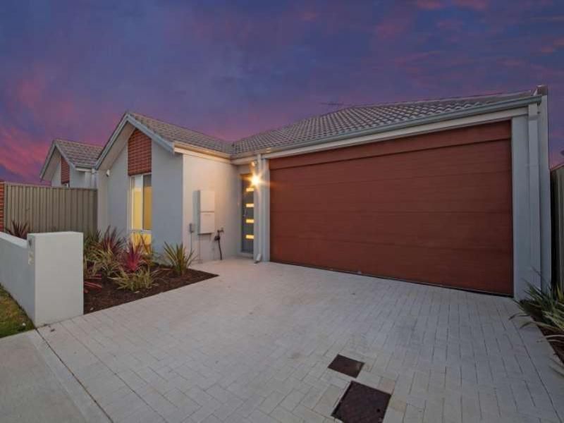 16/1 Humboldt Entrance, Aubin Grove WA 6164, Image 0