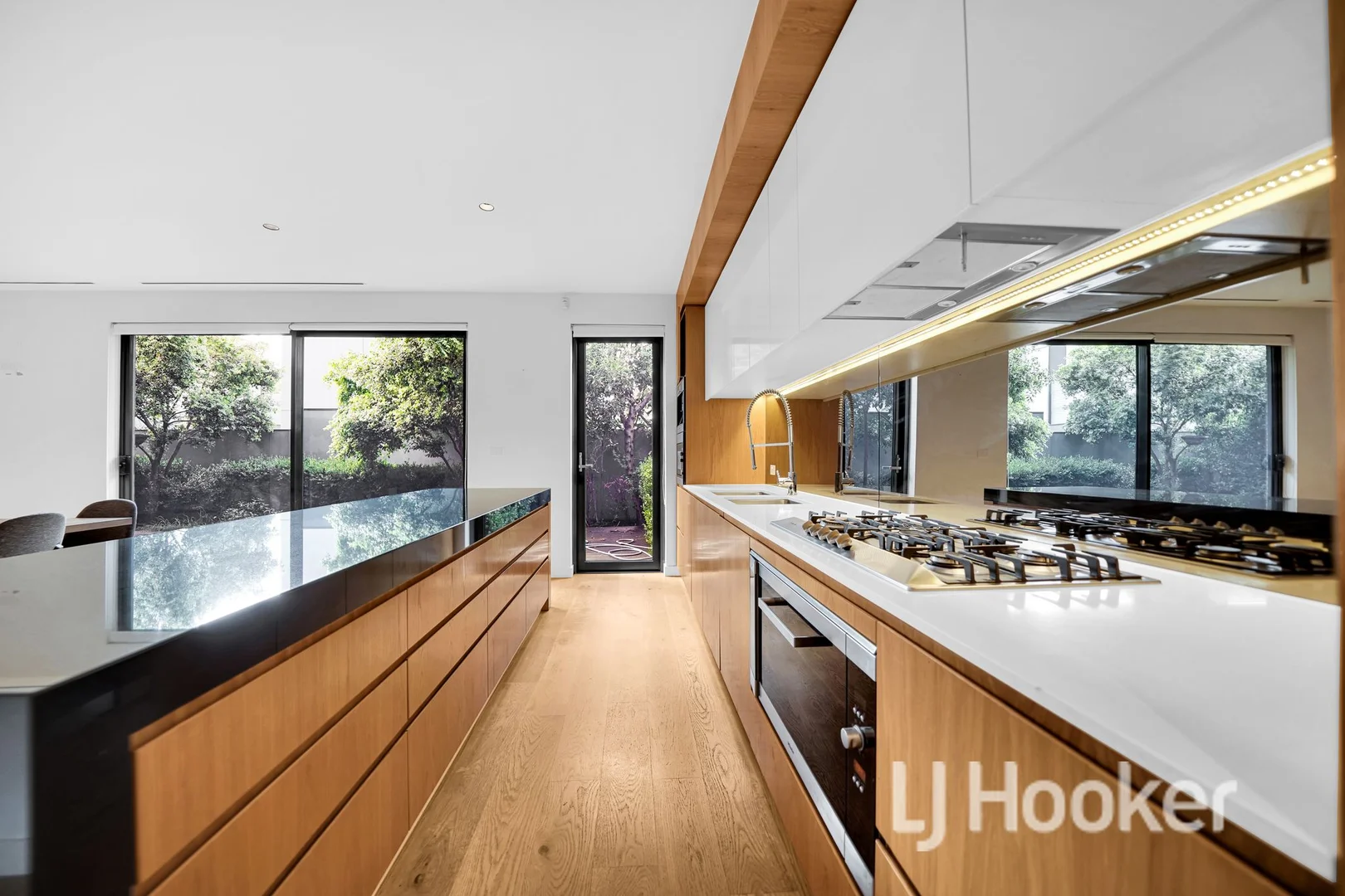 Additional image 7 of 4 Holly Lane, Kew VIC 3101