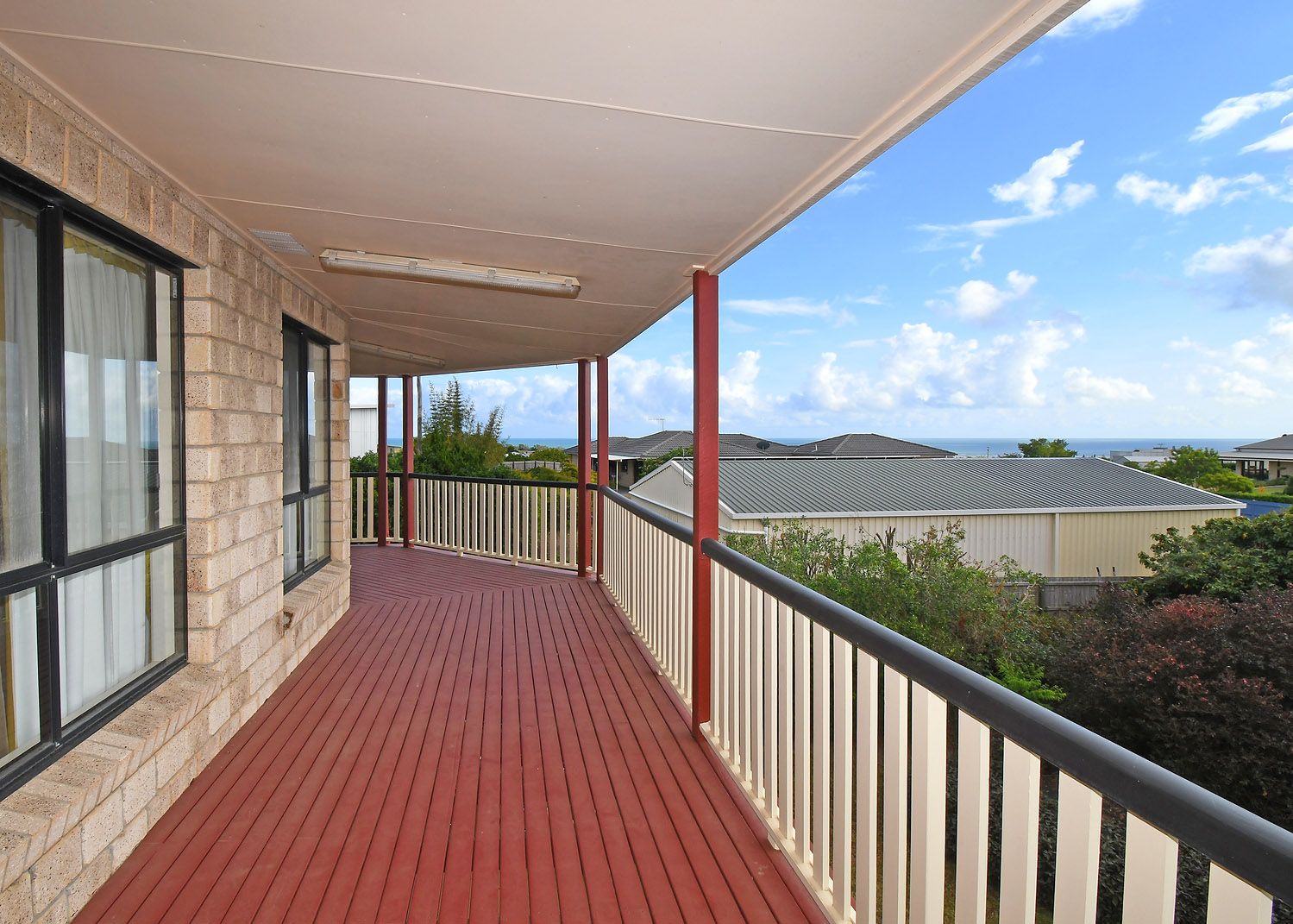 7-9 Highland Place, Craignish QLD 4655, Image 2