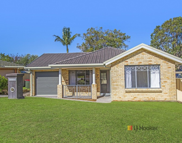 18 Waugh Close, Blue Haven NSW 2262