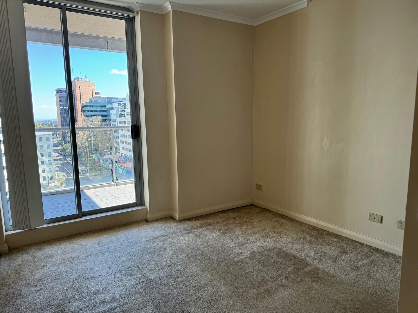 1 bedrooms Apartment / Unit / Flat in 1212/2A Help St CHATSWOOD NSW, 2067