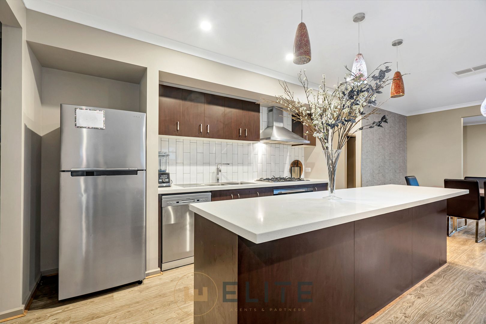 34 Everard Avenue, Clyde North VIC 3978, Image 2