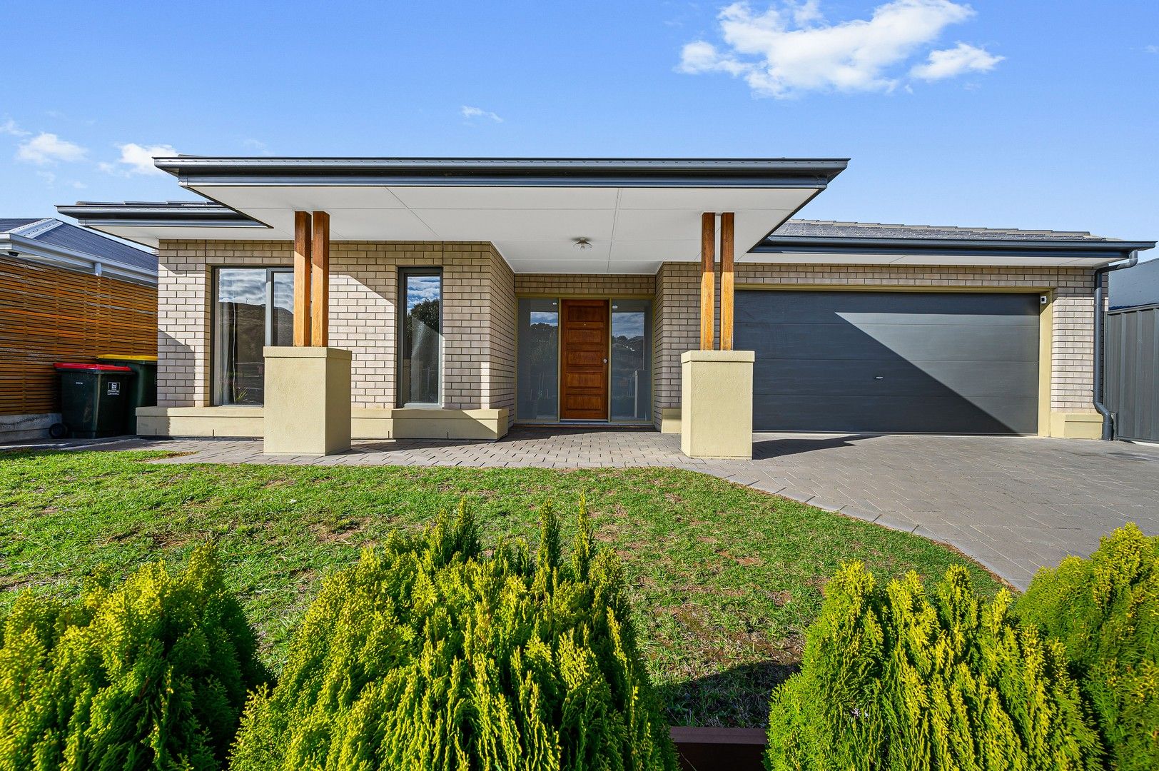 4 bedrooms House in 3 Adel Circuit HUNTFIELD HEIGHTS SA, 5163