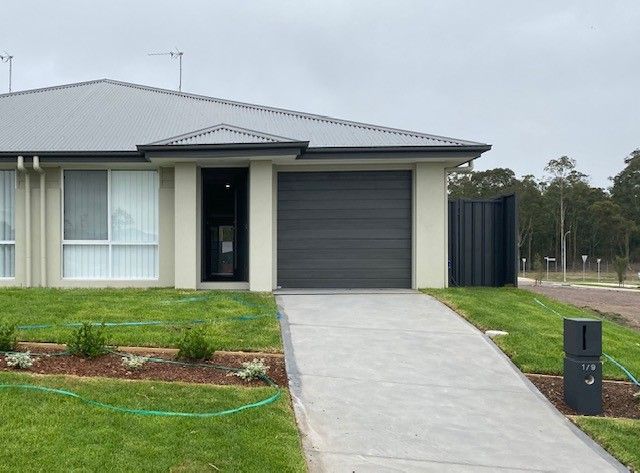 3 bedrooms Duplex in 1/9 Maidford Street THORNTON NSW, 2322