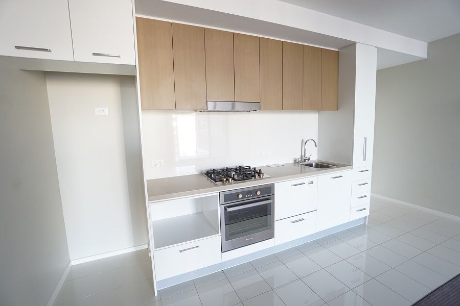 1 bedrooms Apartment / Unit / Flat in 03/37C Harbour Road HAMILTON QLD, 4007