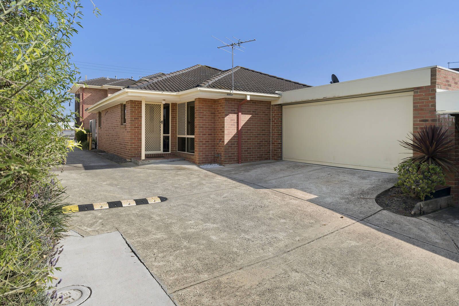 2/445 Station Street, Bonbeach VIC 3196, Image 0