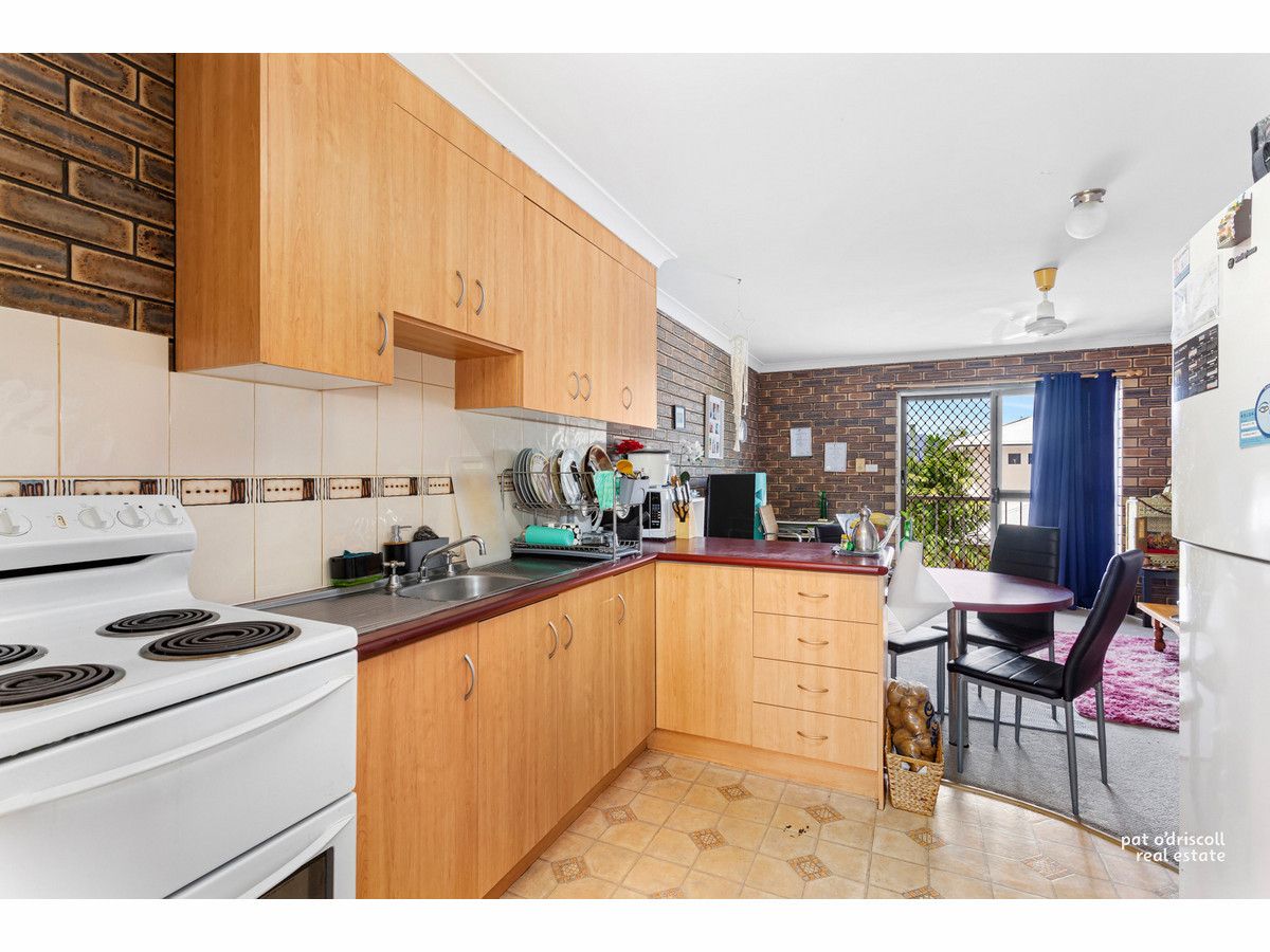 4/223 Denham Street, The Range QLD 4700, Image 2