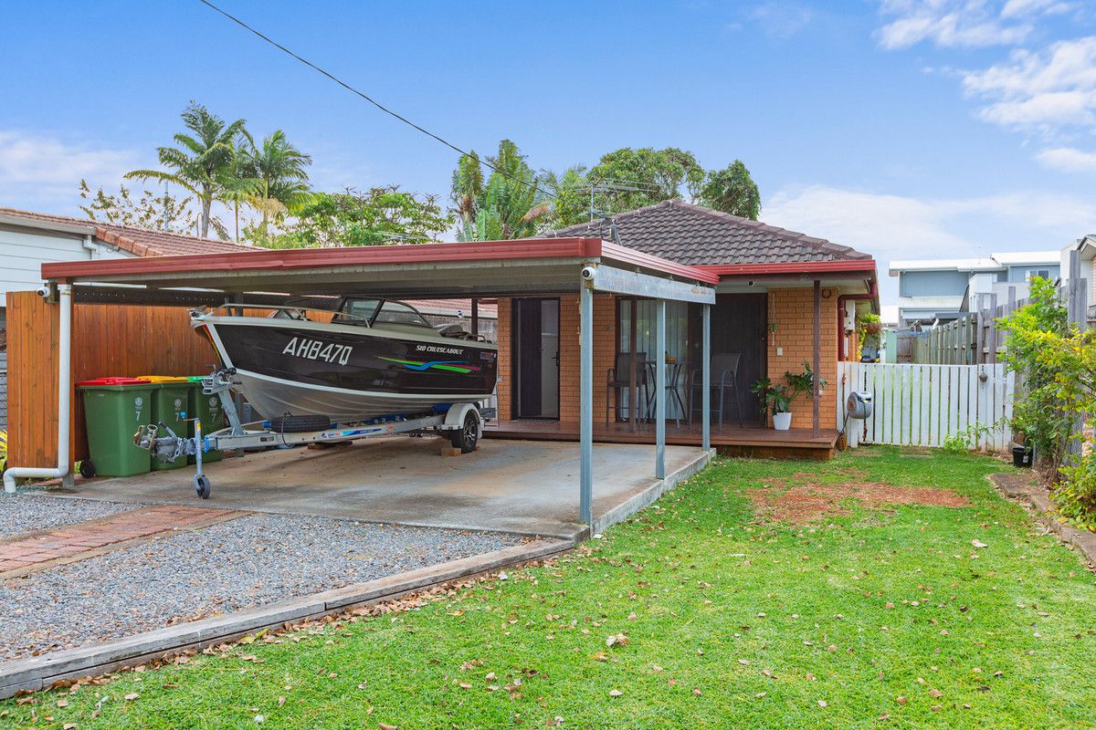 7 Marine Street, Redland Bay QLD 4165, Image 2