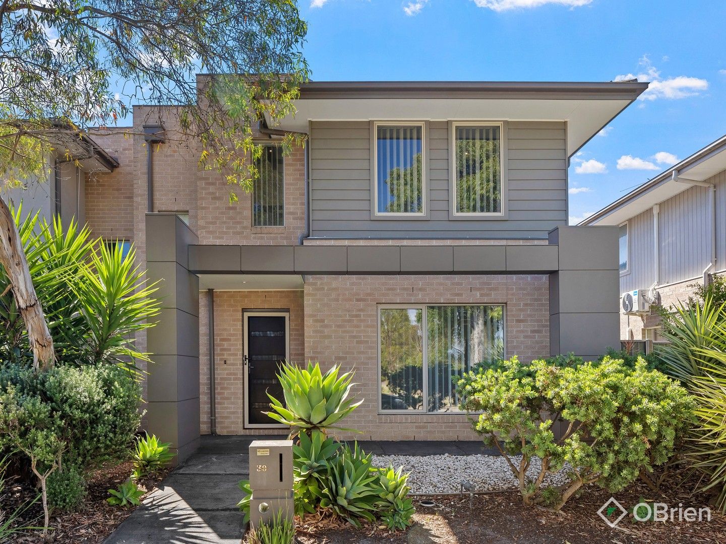 4 bedrooms House in 30 Hidden Grove Boulevard KEYSBOROUGH VIC, 3173