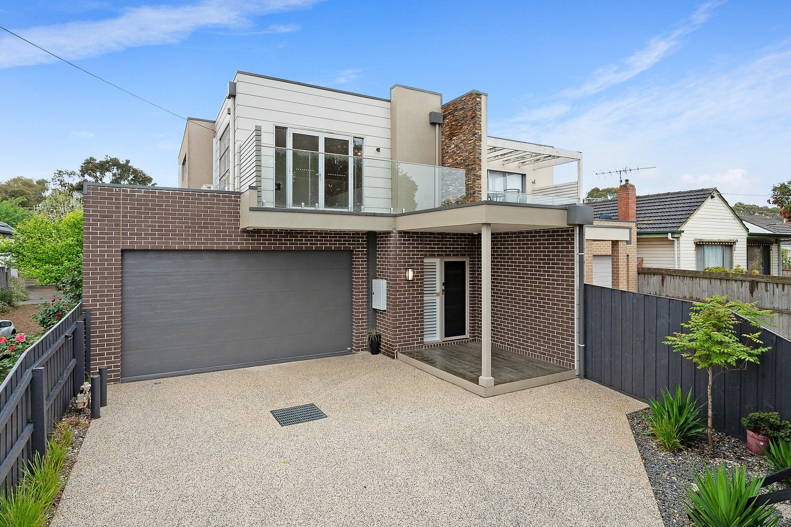 5 bedrooms House in 24a Bayview Parade HAMLYN HEIGHTS VIC, 3215